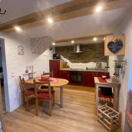 Ferienhaus Goebel'S Gute Stube Wirfus Екстериор снимка